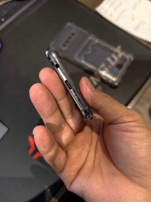 samasung s 10 +  8+128gb