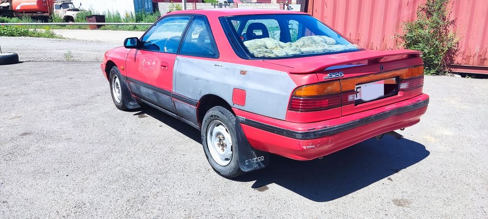 Mazda 626 купе 2.2