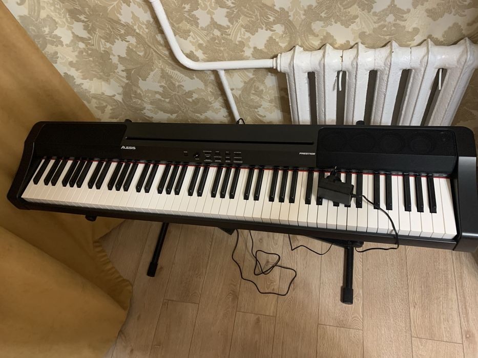 Цифровое пианино Alesis Prestige
