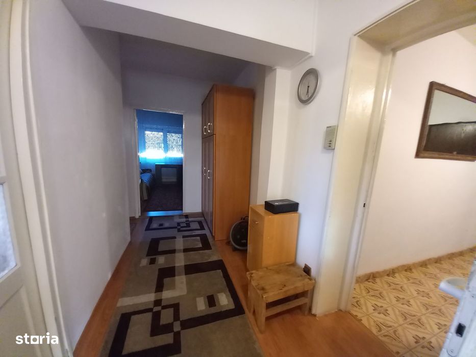 Bd. Traian - Clinica Sante, apartament 3 camere, decomandat!