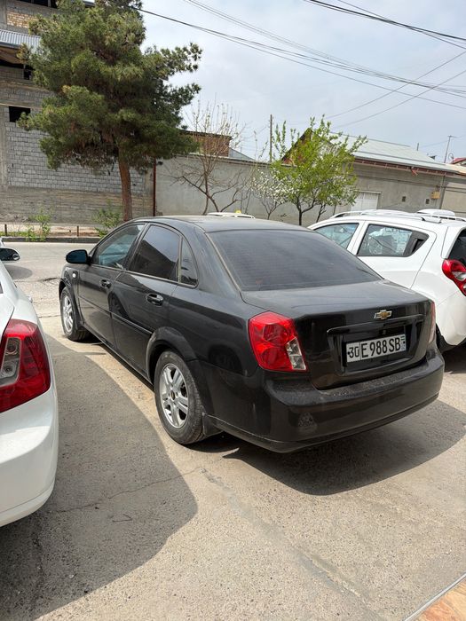 Srochno laseti sotiladi