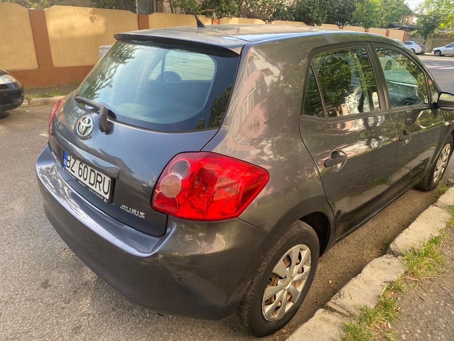 TOYOTA Auris 2009 — imagine 3
