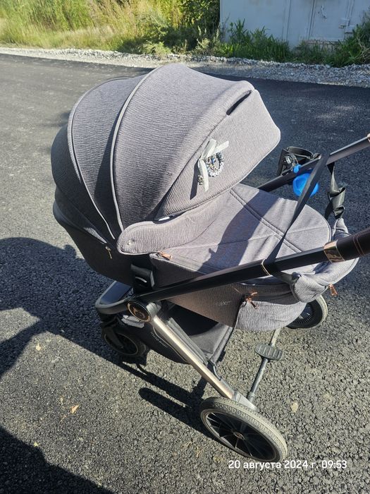 Продам коляску 2в1 ining baby