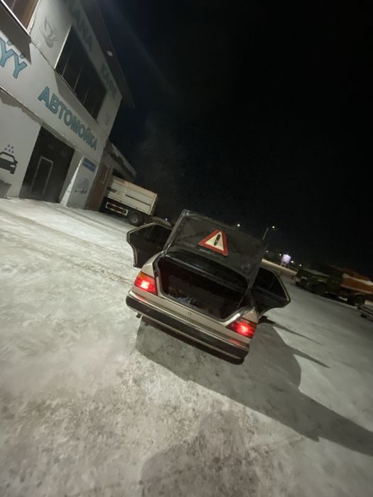 Прадаю мерс w124