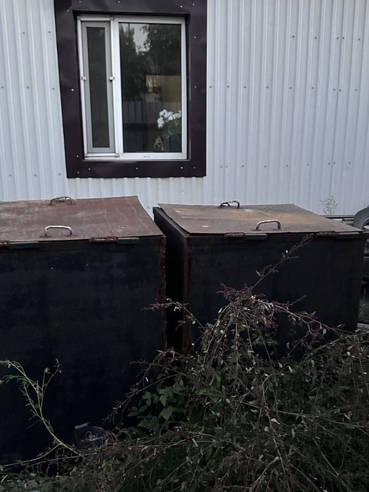 Продам баки мусорные