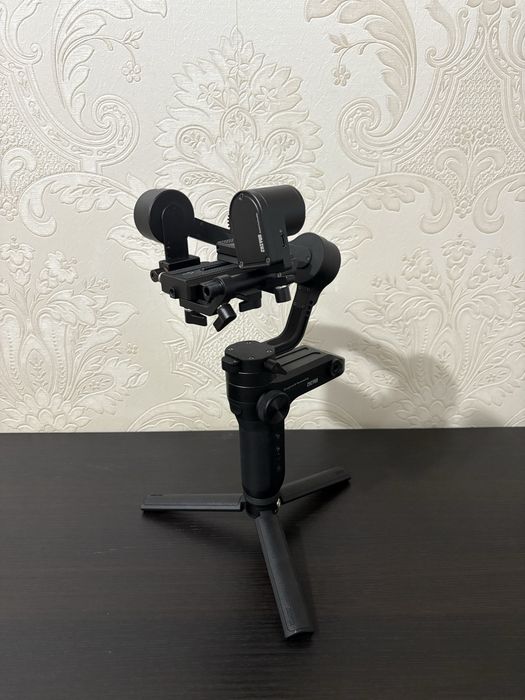 Gimbal Zhiyun Weebill Lab + Follow Focus (aproape nou)