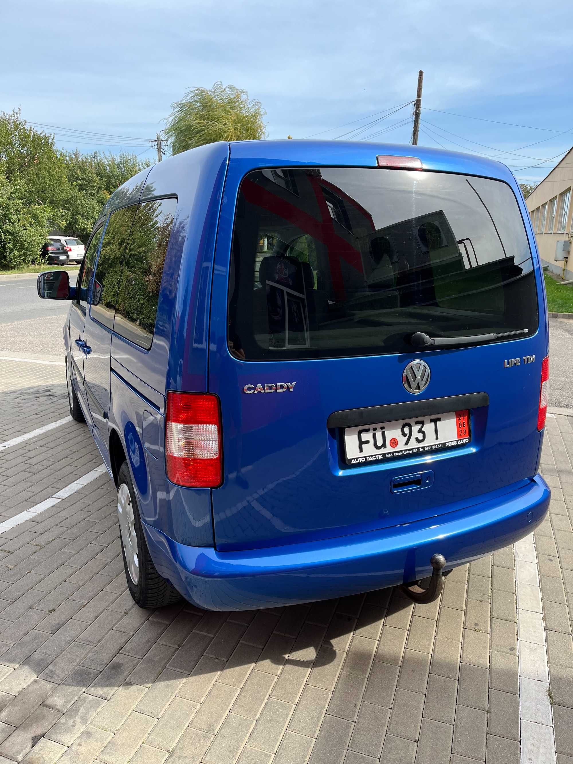 Volkswagen Caddy LIFE 2008 08 1 9 TDI 2 Usi Culisante Stare Impecabila Arad OLX Ro