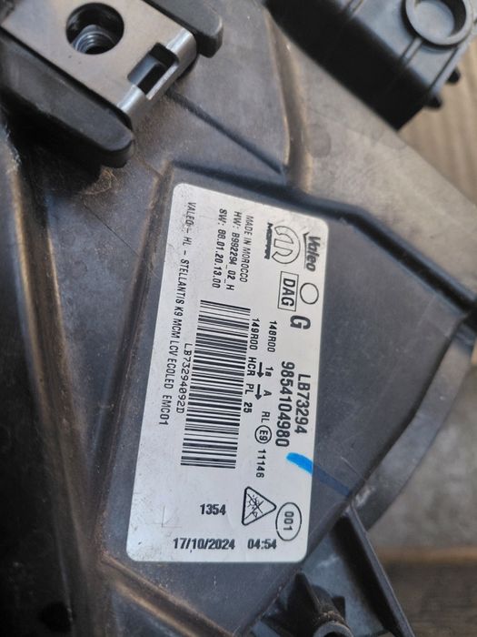 Фар ляв Toyota Proace