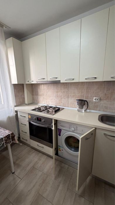 Apartament 3 camere Unirii – Budapesta, Mobilat și utilat, Balcon, AC, wifi, Proprietar