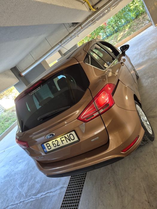 Auto de Showroom Tiriac Auto acte doveditoare - Service reprezentanță