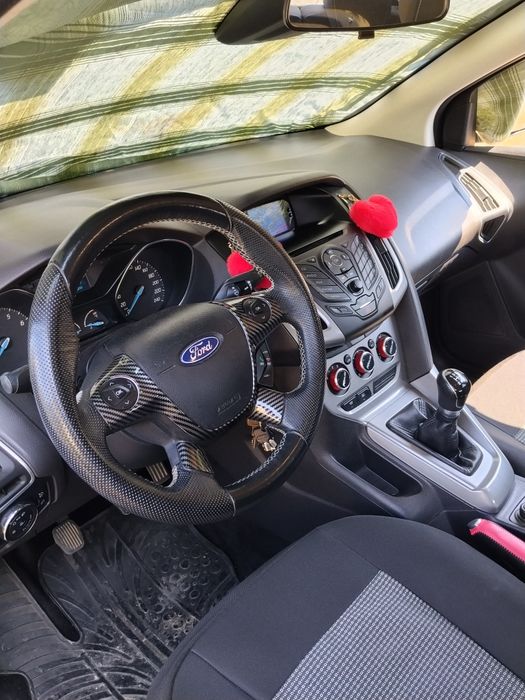 Fond focus mk3 an 2011
