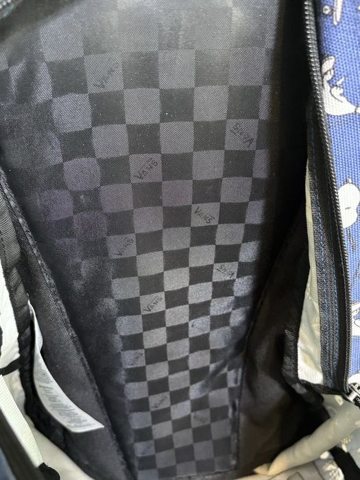 Продавам Раница Vans off the wall