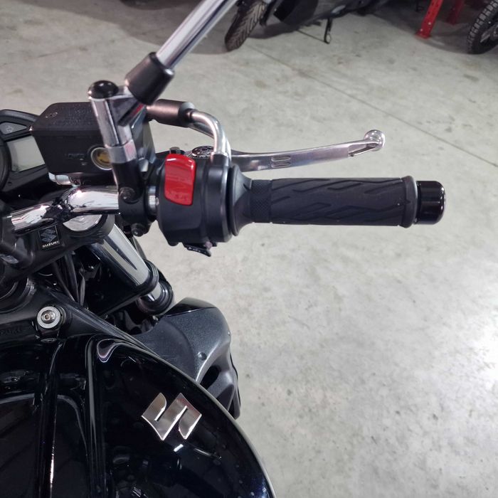 Motocicleta Suzuki Gladius | S01151 | motomus.ro