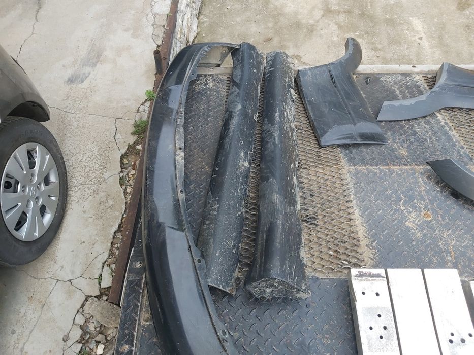 Декоративни вежди,лайсни и прагове Сузуки Гранд Витара 2001 година