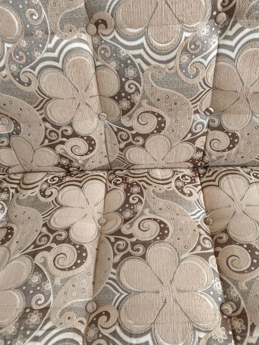 Диван-кровать и два кресла в отличном состоянии