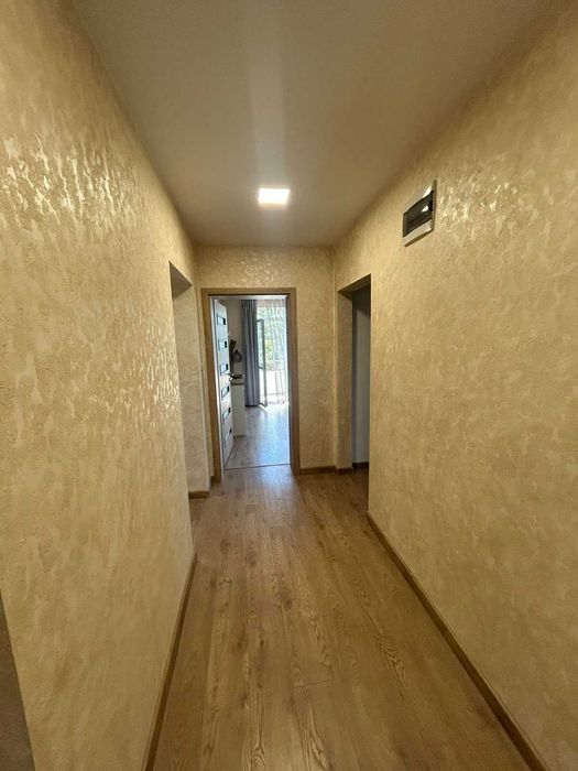 Продава се Етаж от къща в Попово - 325 кв.м за 408 €/кв.м - Снимка #6