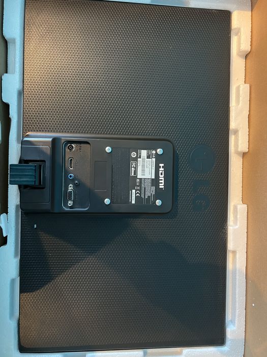 LG 23MP65HQ-P – 23” Full HD IPS монитор с елегантен дизайн