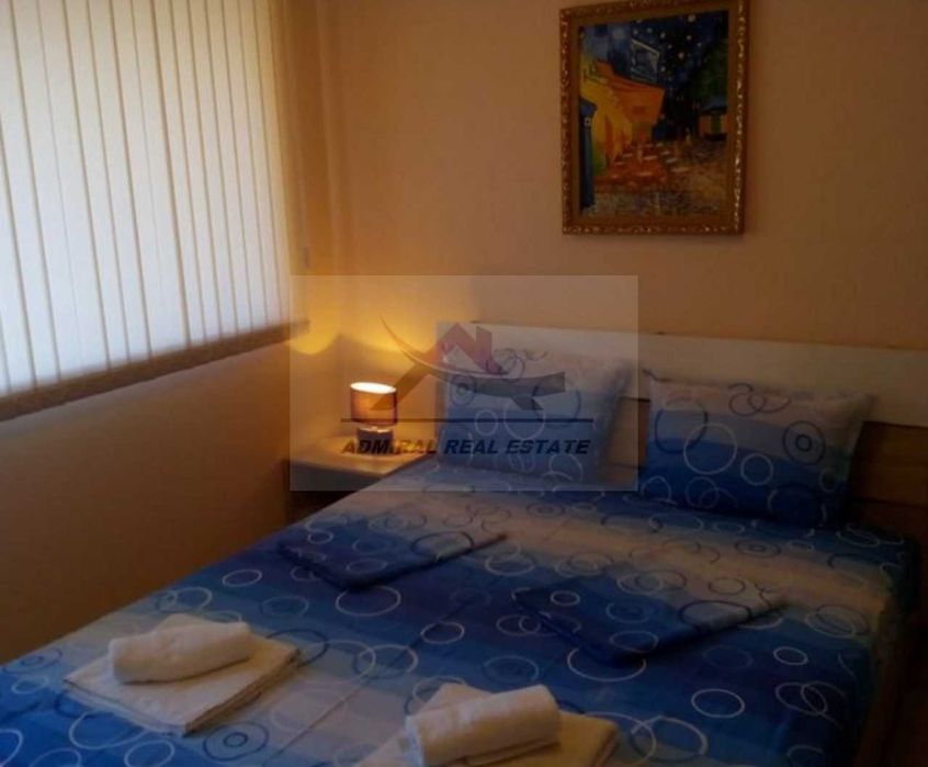 Дава се под наем Двустаен апартамент в Варна, Център - 60 кв.м за 450 € - Снимка #3