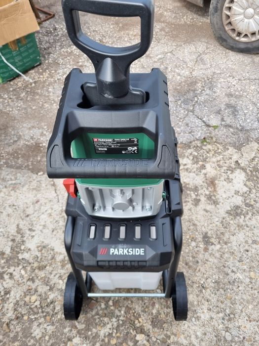 Валцова дробилка за клони