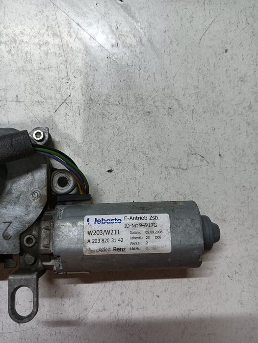 Motor Trapa Mercedes-Benz E-Class W211 2002 - 2009