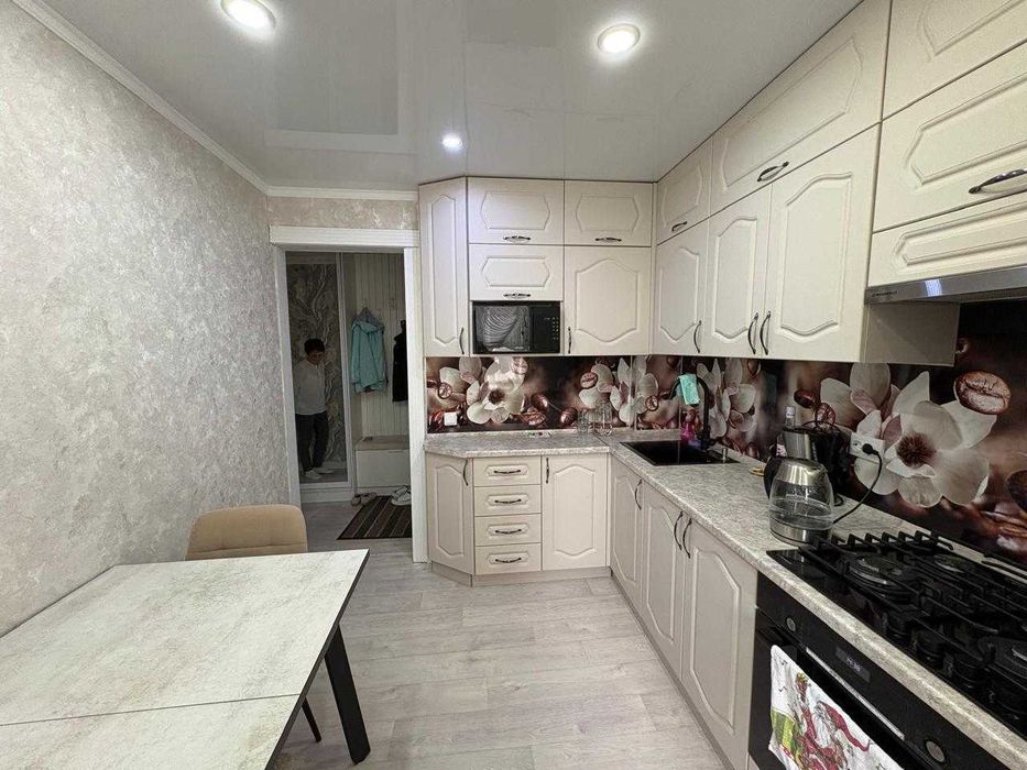 Продам 3 ком квартиру с евроремонтом
