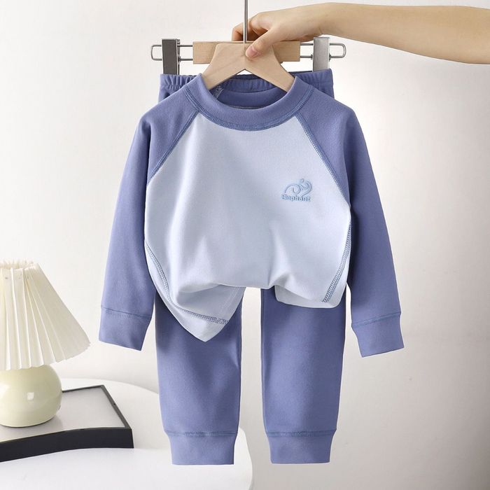 Детский костюм .