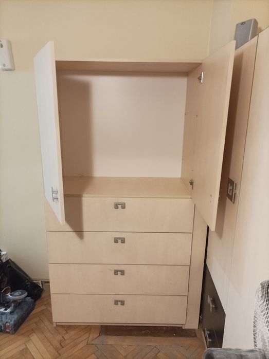 Dulap cameră în stare bună