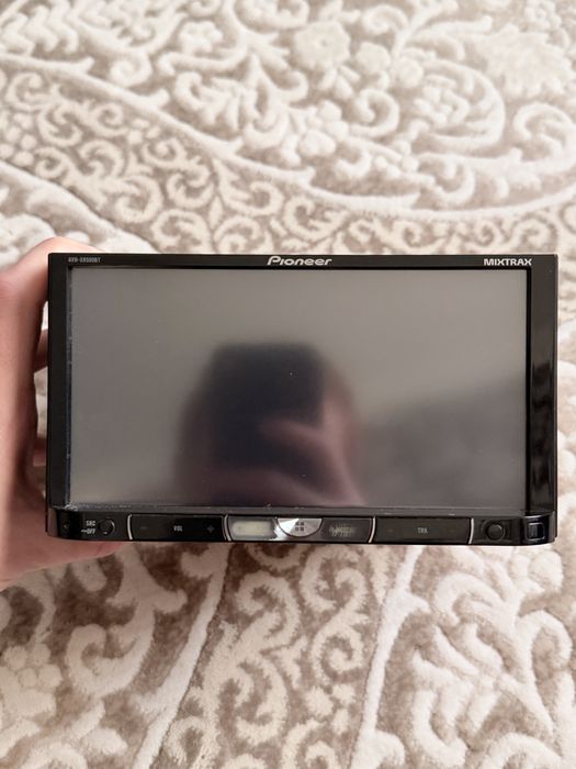 Pioneer AVH-X8500BT monitor