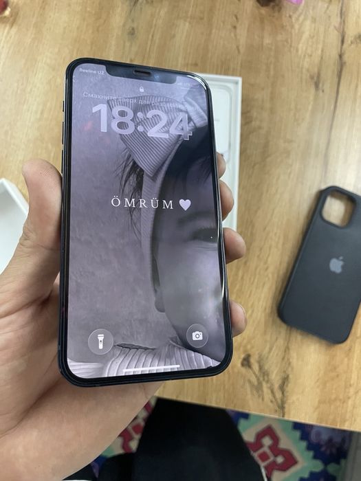 iPhone 12      с гарантией