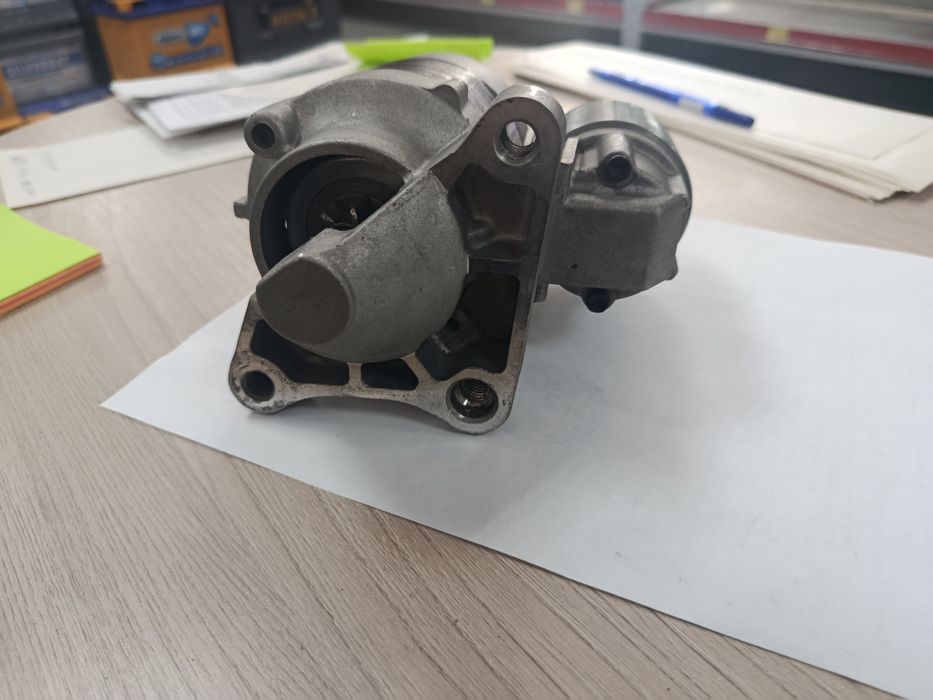 Продам новый стартер Renault logan