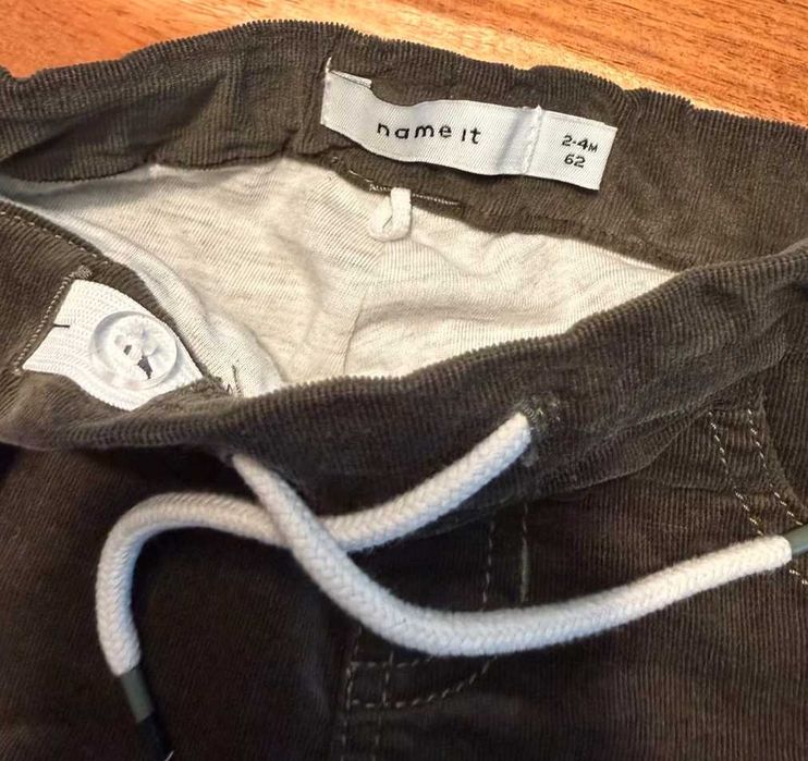 Pantaloni din velur – Noutate