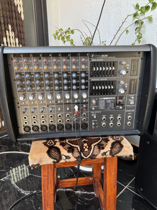 Oferta Mixer Activ Mackie PPM 608 Activ nu Dynacord Midas Behringer