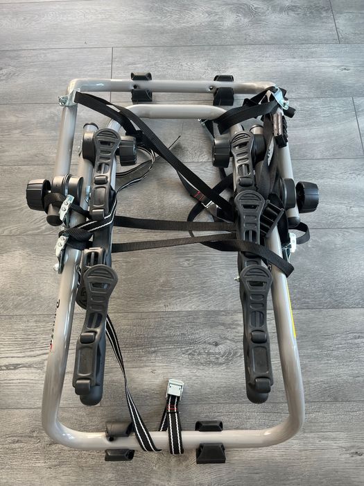 Suport bicicleta Peruzzo Venezia 388 cu prindere pe haion/portbagaj pentru 3 biciclete