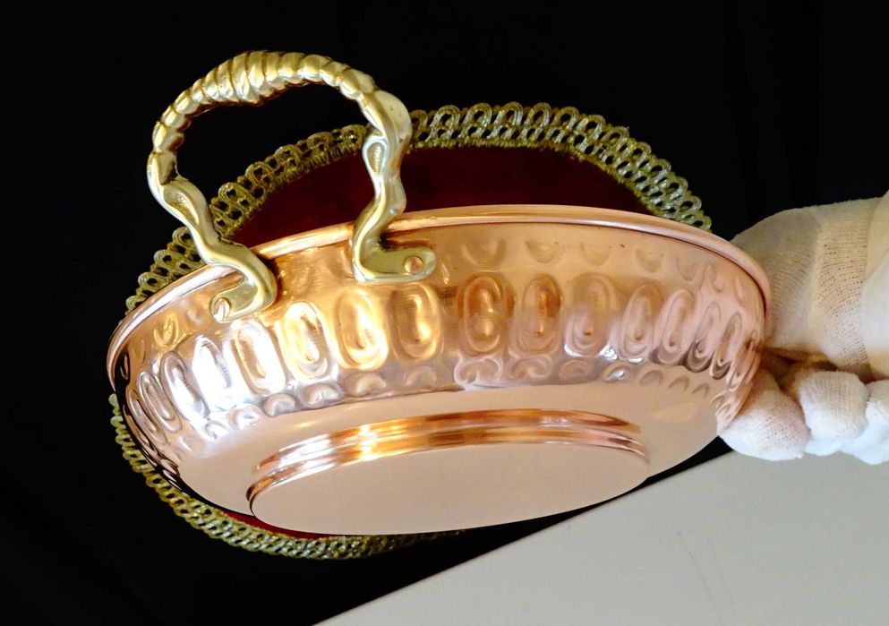 Немски меден тиган 21 см.,бронзови дръжки.