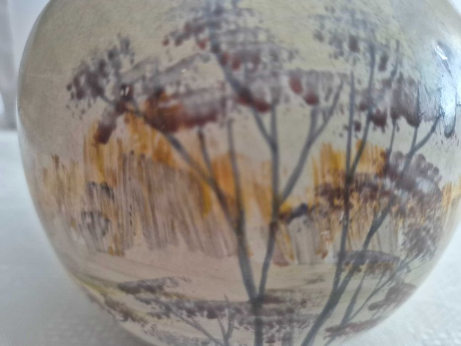 Vaza sferica de ceramica pictata manual