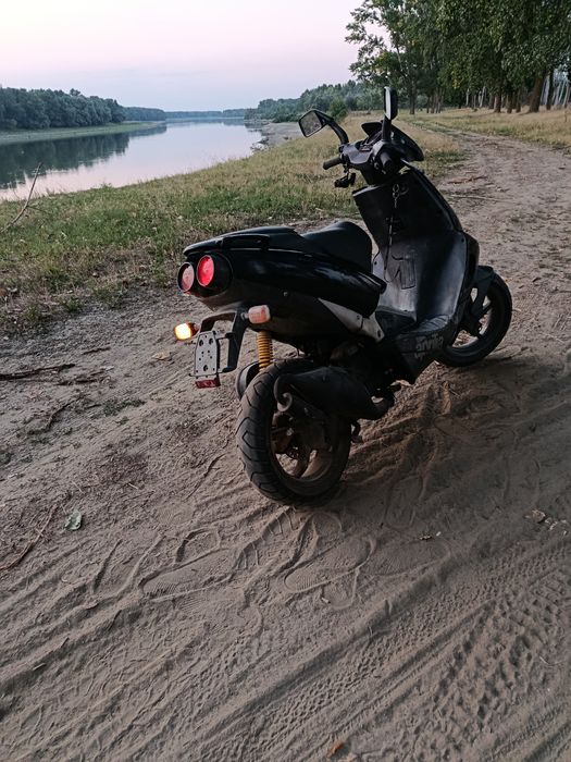 Vând scuter Aprilia SR 50
