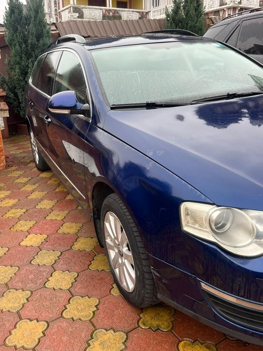 Vând passat B6 îngrijit
