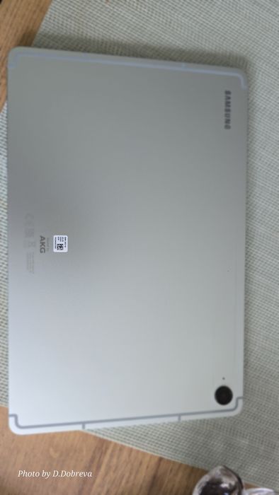 Таблет Samsung GALAXY TAB S9 FE WIFI