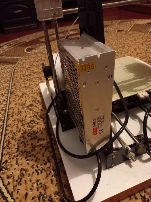 Продам 3д принтер