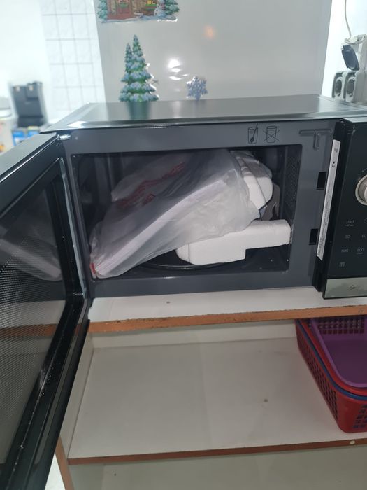 Cuptor cu microunde BOSCH