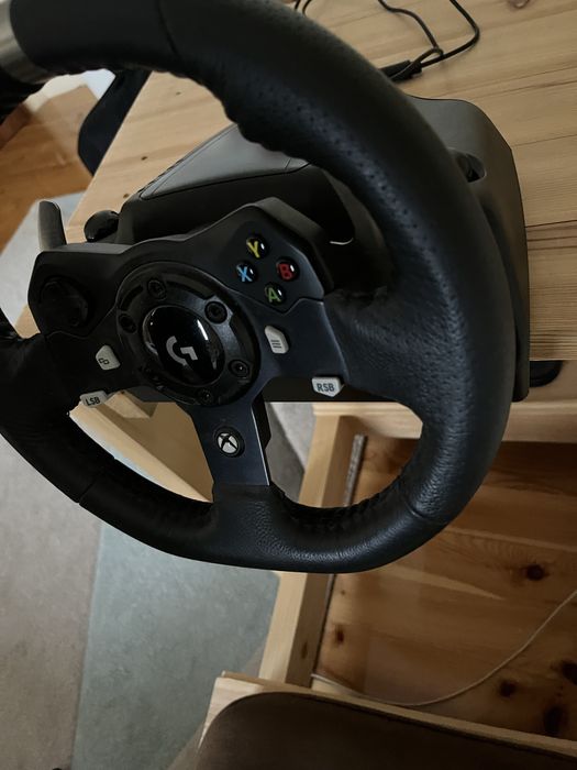 Logitech g920 волан плюс педали КАТО НОВИ