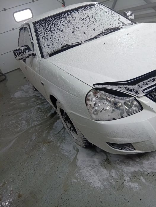 Продам Приору 2013 года