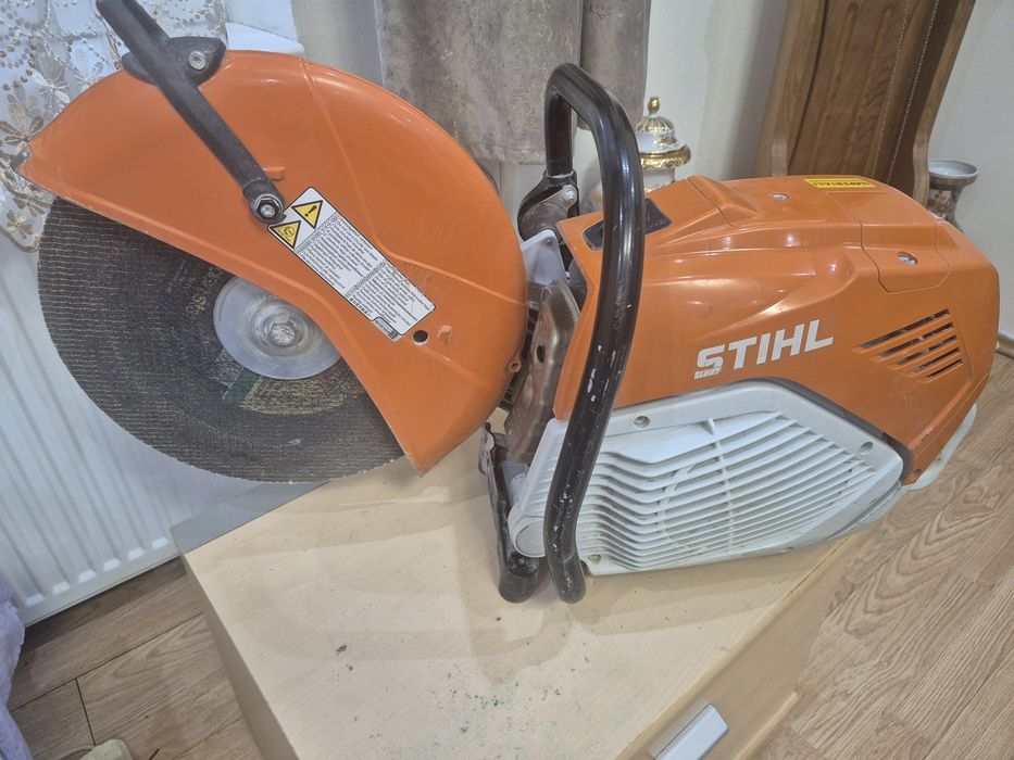 Vând sthil  ts 710i de tăiat beton