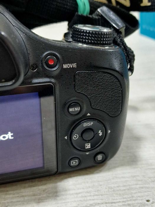 Sony Cyber-shot DSC-H400