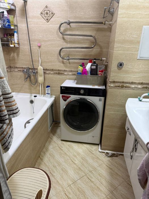 4/1/5 хонали квартира Файзобод