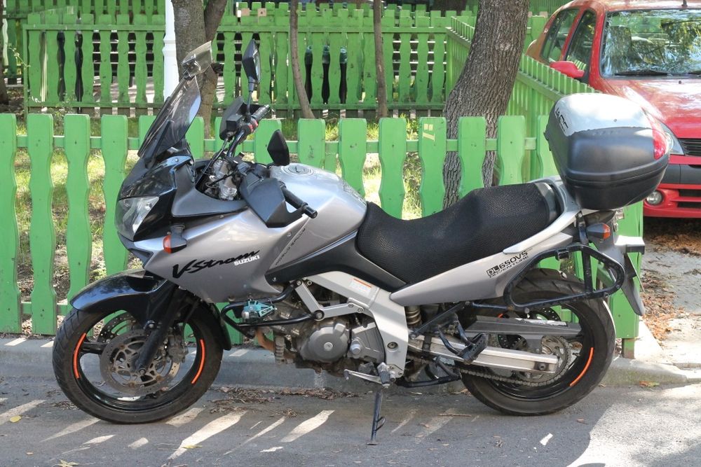 Suzuki DL 650 V strom  motor motocicleta