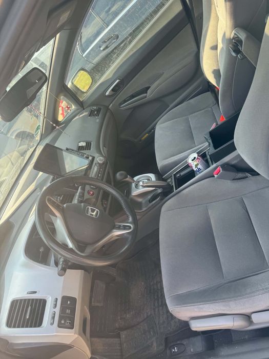 HONDA CIVIC 4dr hybrid