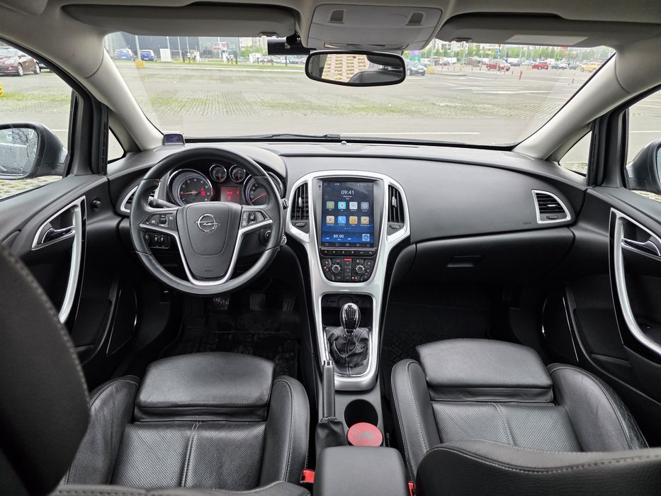 Opel Astra J 1.4 turbo 120cp
