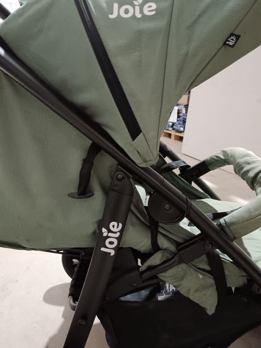 Vând cărucior în stare perfecta