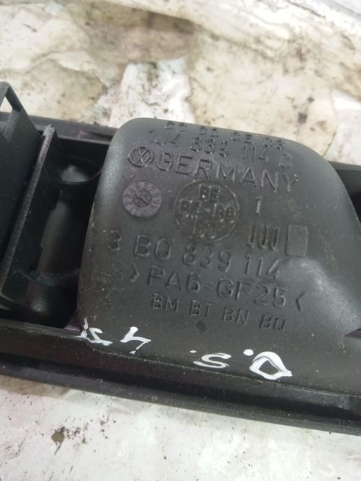 Maner interior dreapta spate 3b0839114 Volkswagen VW Bora 1